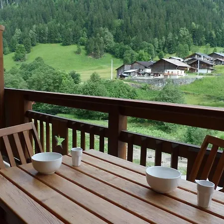 Chaleureux, 4 Personnes, 1 Chambre, 1 Coin Montagne - Isaline07 Beaufort (Savoie)