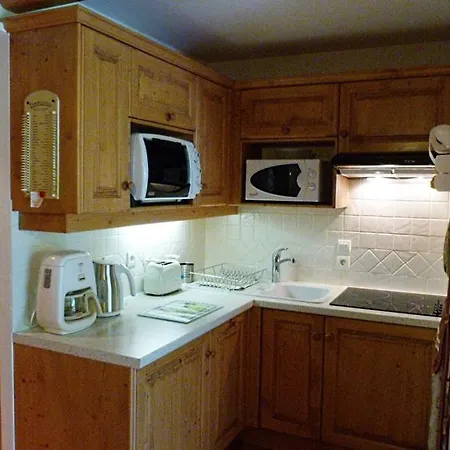 Apartment Chaleureux, 4 Personnes, 1 Chambre, 1 Coin Montagne - Isaline07